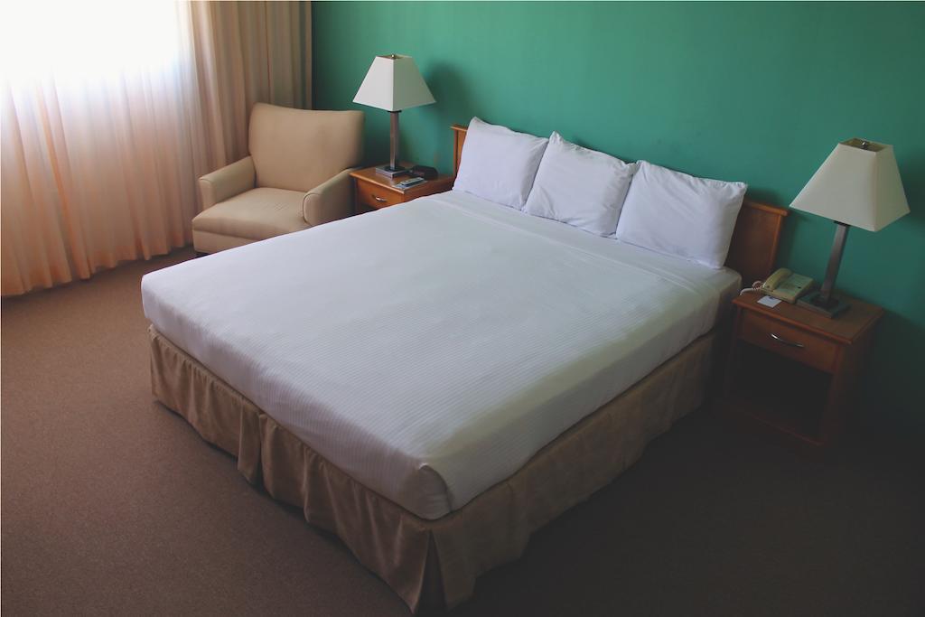 Palos Verdes Inn Redondo Beach Room photo