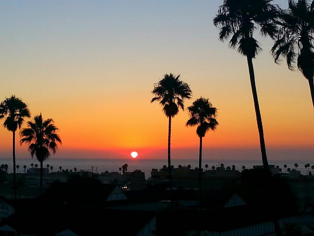 Palos Verdes Inn Redondo Beach Exterior photo